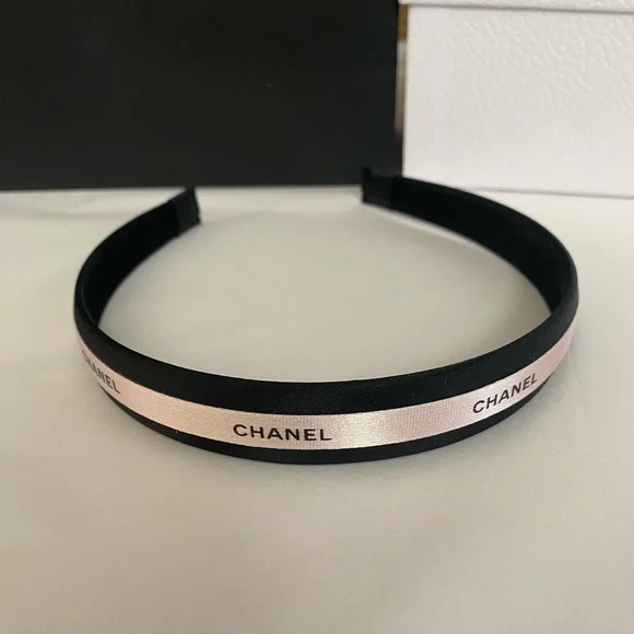 CHANEL Black Headband with Pink Signature Ribbon - Picture 2 of 7